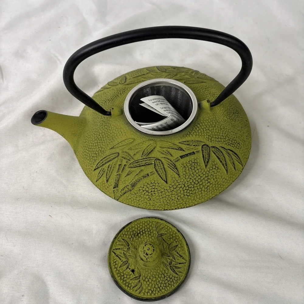 Unity Cast Iron Green Tea Pot Japanese Tetsubin Old Dutch Raised Bamboo Design